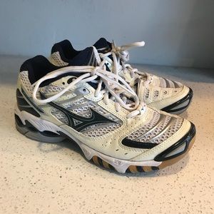 wave lightning 7 mizuno